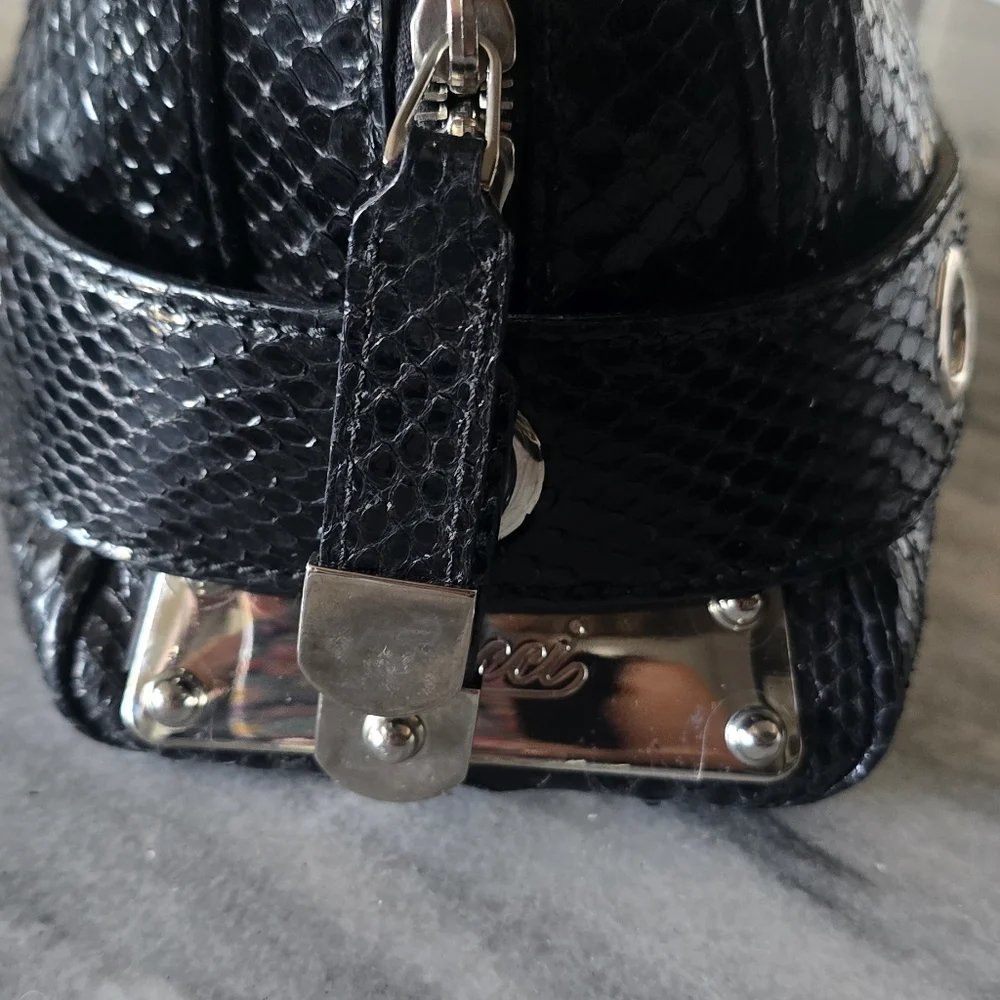 *AUTHENTIC* Gorgeous GUCCI Romy Boston Satchel - Python - Picture 13 of 15